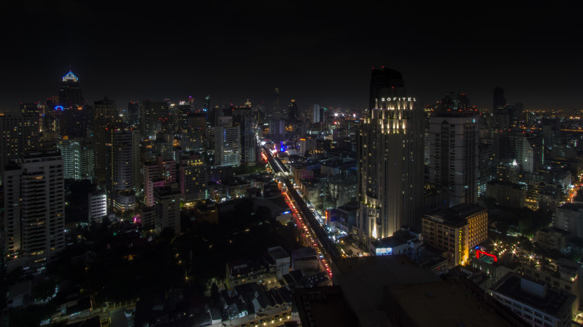 Rooftopping in Bangkok: A Warm Night – Thailand