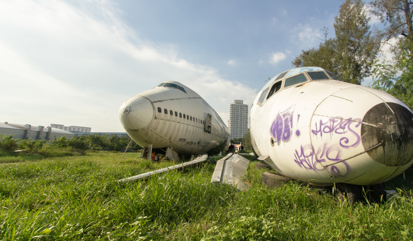 Urbex in Bangkok: Airplane Graveyard – Thailand